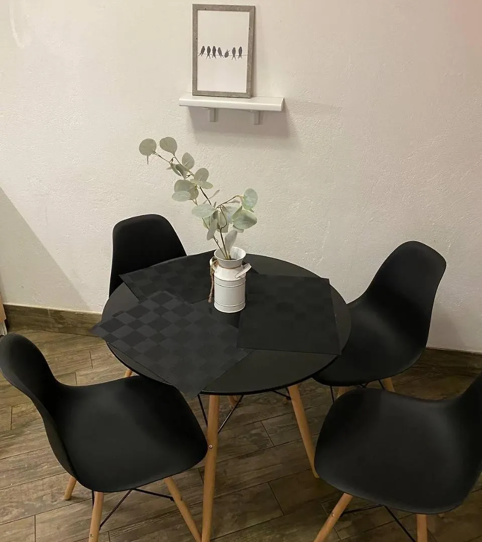 לבוב Medova Apartments